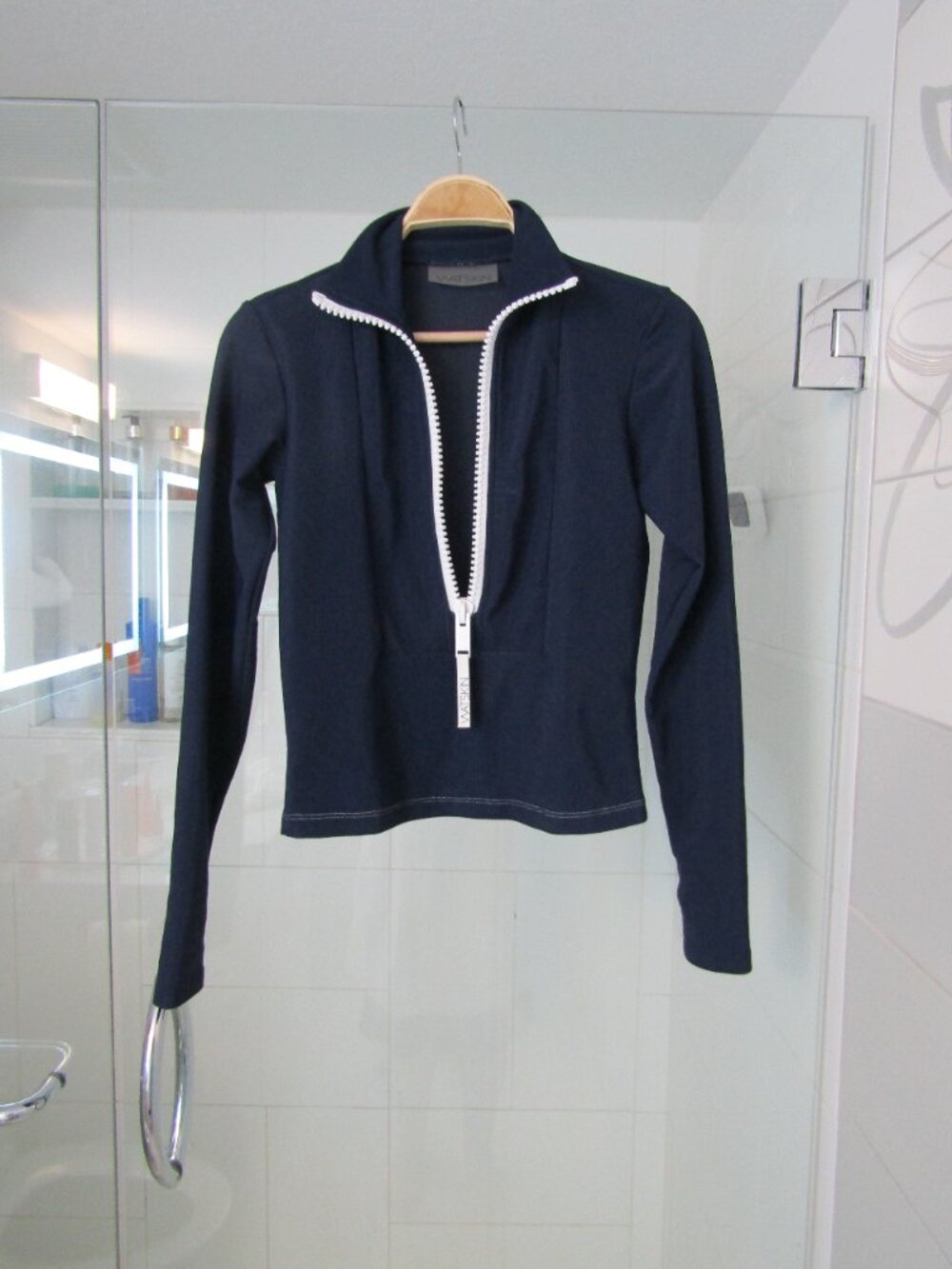 WATSKIN Mia Half Zip Navy Blue & White Ribbed Stretch Top--Size M/Medium